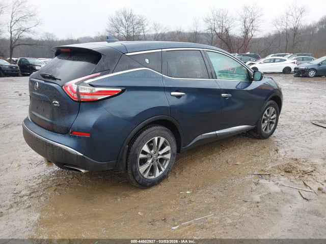 Nissan Murano S