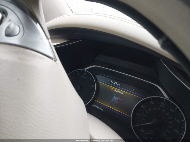 Nissan Murano S