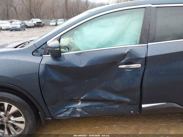 Nissan Murano S