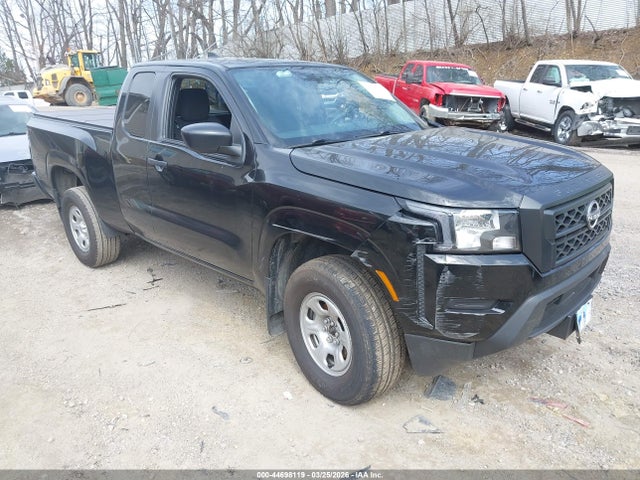 Salvage Nissan Frontier Image