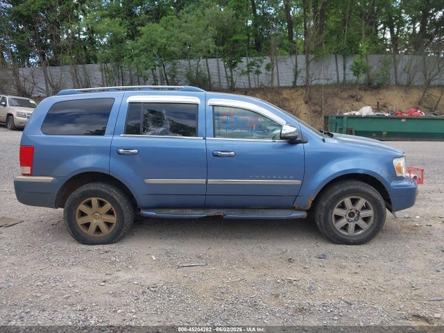 Chrysler Aspen Limited