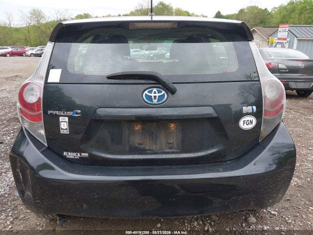 Toyota Prius c Two