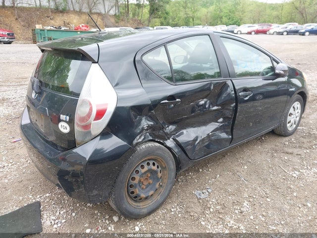 Toyota Prius c Two