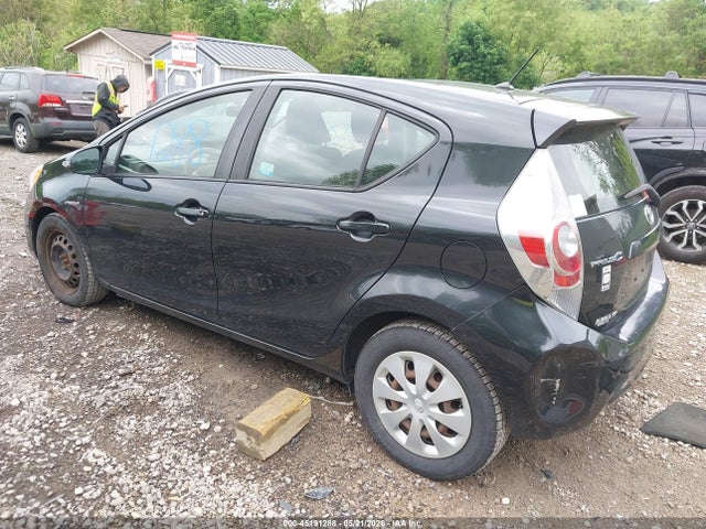 Toyota Prius c Two