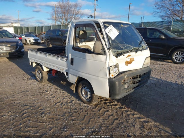 Salvage Honda Acty Image