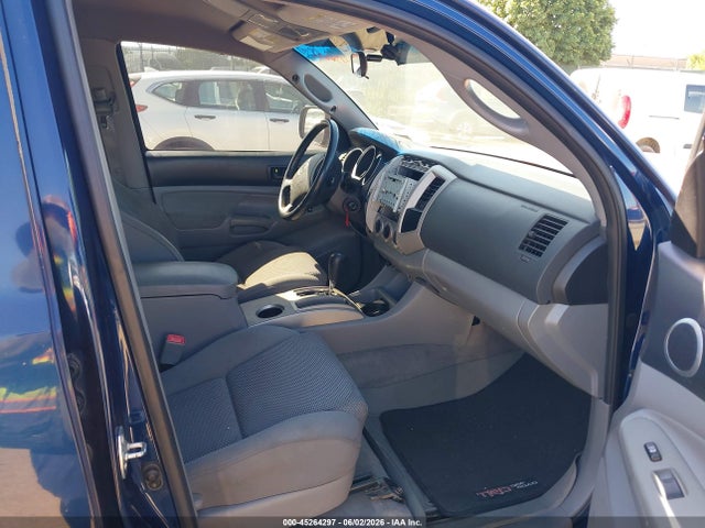 Toyota Tacoma Base V6