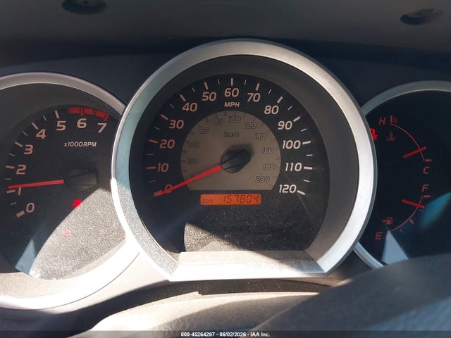 Toyota Tacoma Base V6