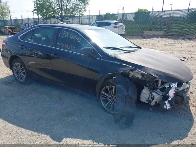 Salvage Toyota Camry Image