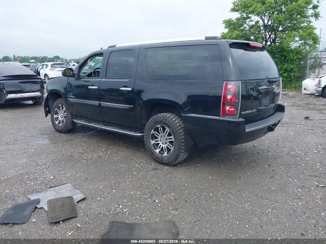 GMC Yukon Denali