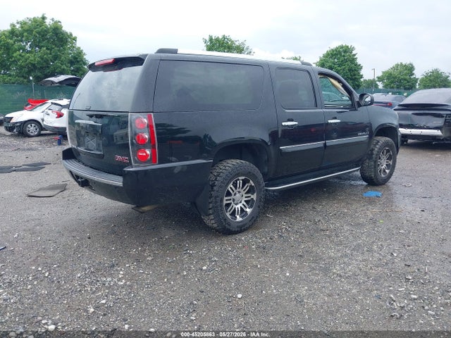 GMC Yukon Denali
