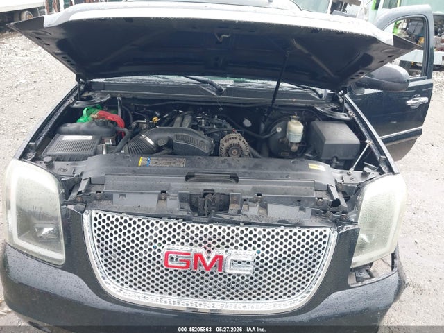 GMC Yukon Denali