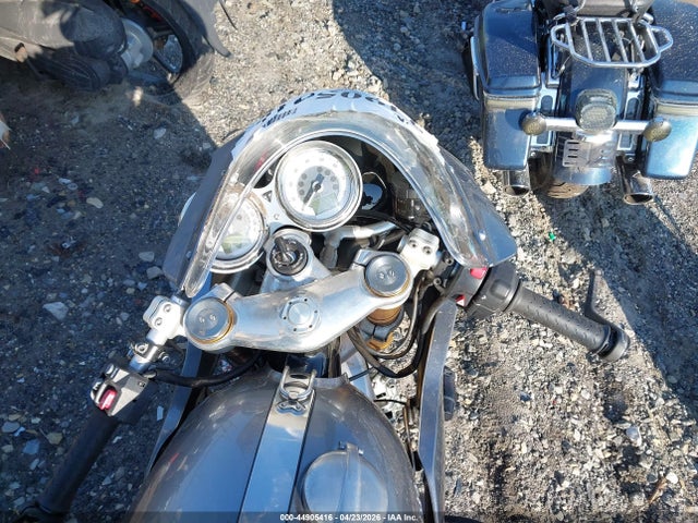 Triumph Thruxton 1200 R