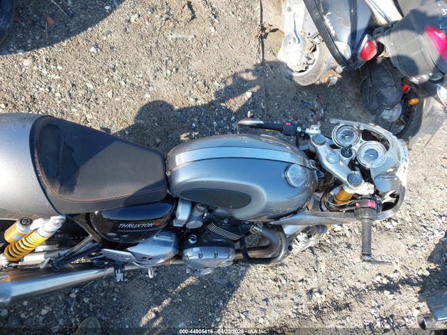 Triumph Thruxton 1200 R
