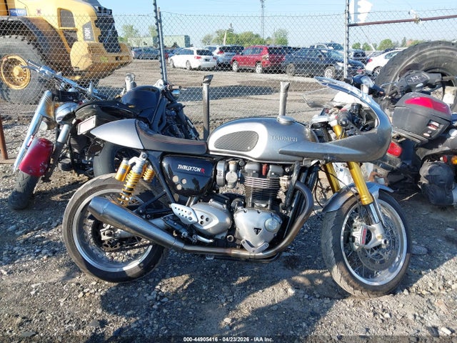 Triumph Thruxton 1200 R