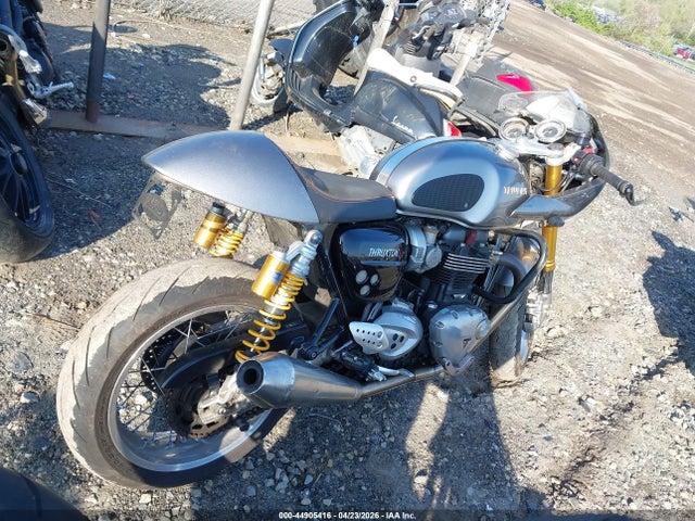 Triumph Thruxton 1200 R