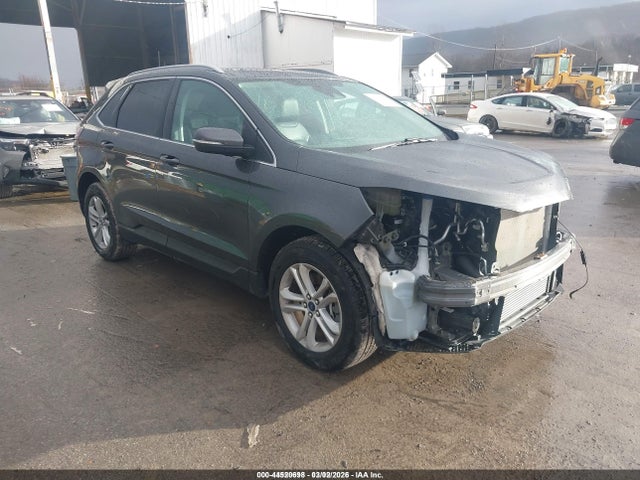 Salvage Ford Edge Image