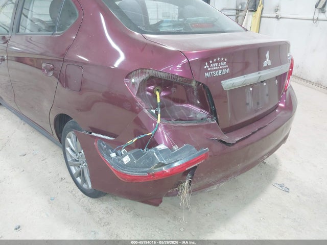 Mitsubishi Mirage Es