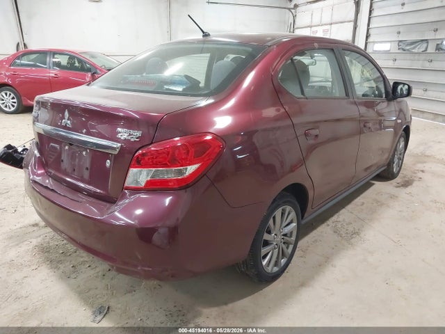 Mitsubishi Mirage Es