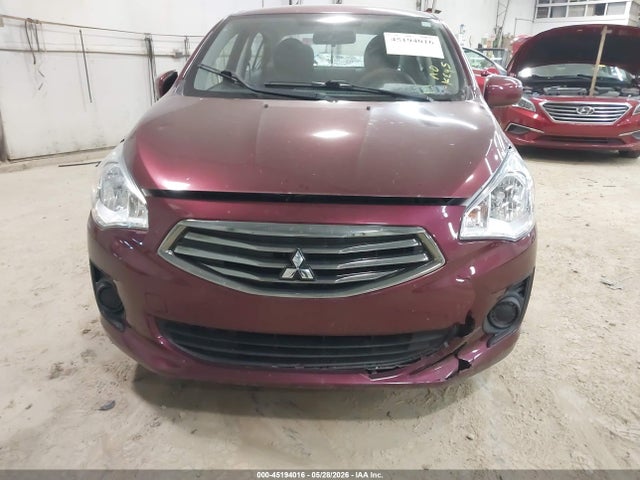 Mitsubishi Mirage Es