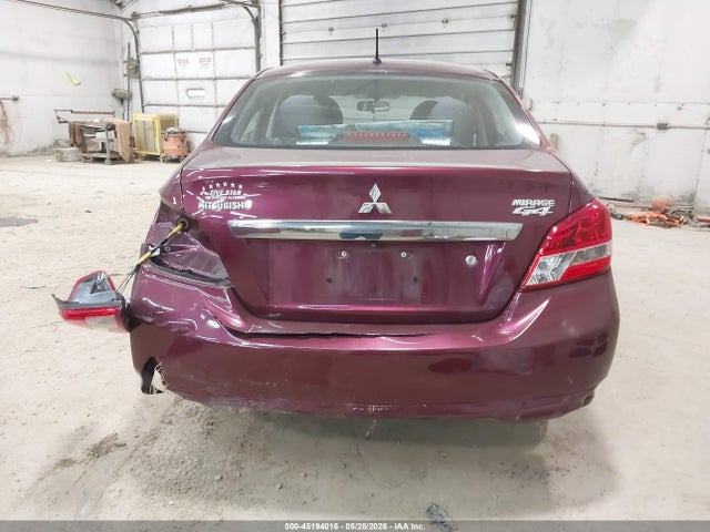 Mitsubishi Mirage Es