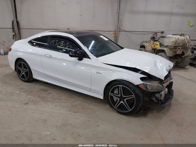 Salvage Mercedes-Benz C-Class Image