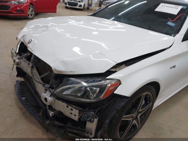 Mercedes-Benz C-Class 4matic
