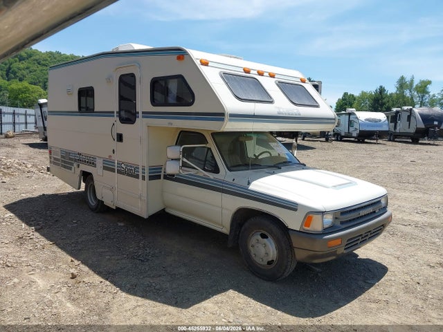Salvage Toyota Pickup Image