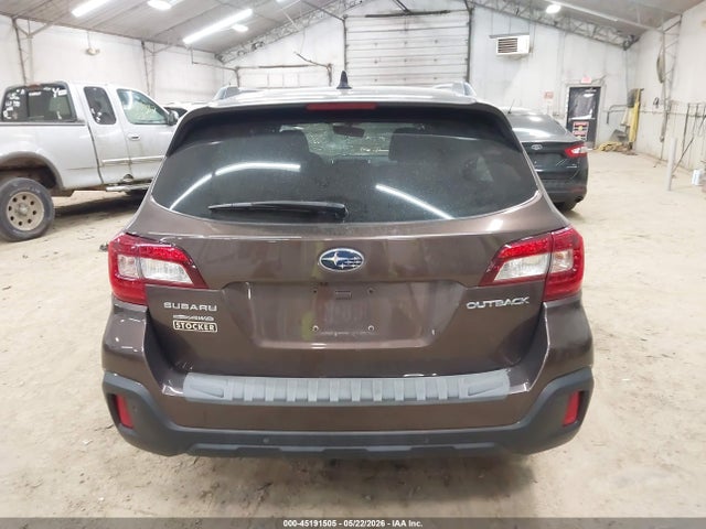Subaru Outback 2.5i Touring