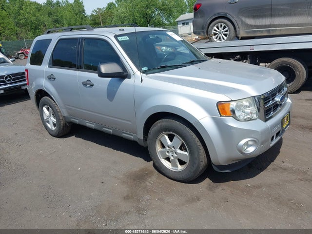 Salvage Ford Escape Image