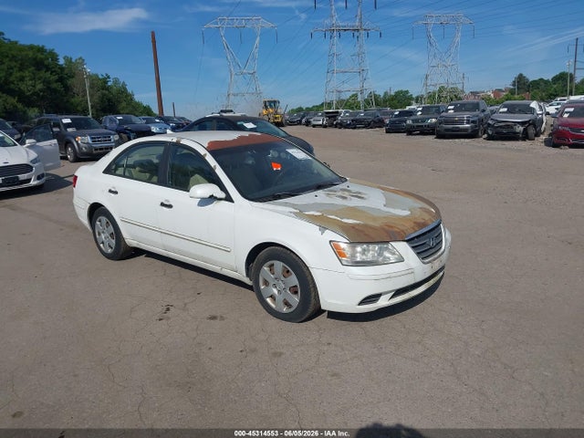 Salvage Hyundai SONATA Image