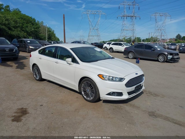 Salvage Ford Fusion Image