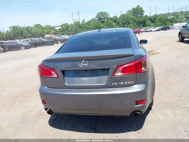 Lexus Is