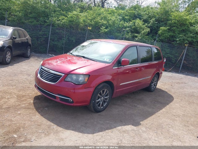 Chrysler Town & Country S
