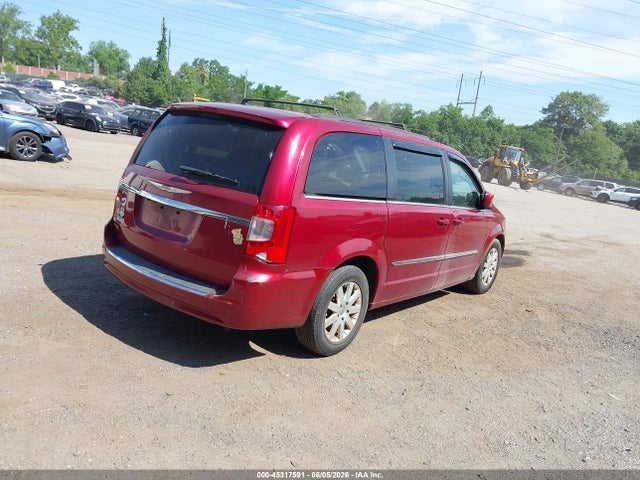 Chrysler Town & Country Touring
