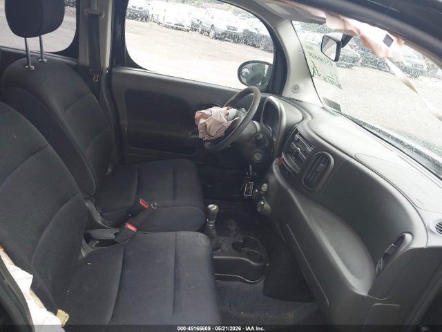 Nissan cube 1.8