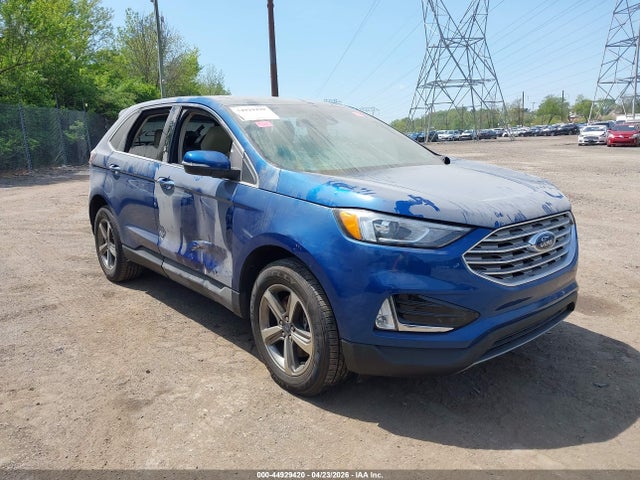 Salvage Ford Edge Image