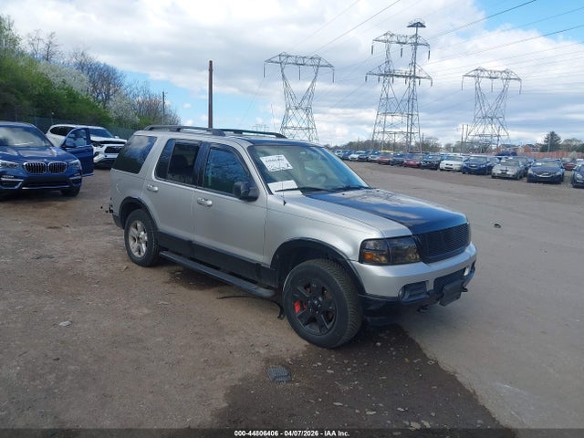 Salvage Ford Explorer Image