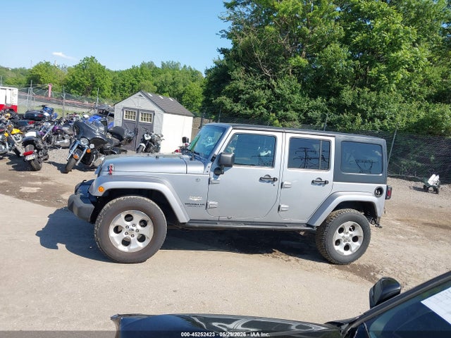 Jeep Wrangler Sahara