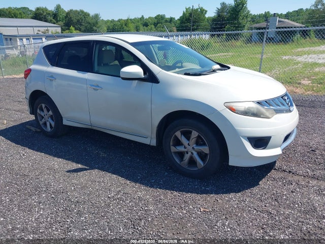Salvage Nissan Murano Image