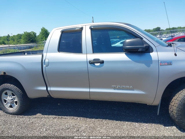 Toyota Tundra Grade 5.7l V8
