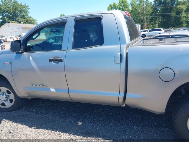Toyota Tundra Grade 5.7l V8