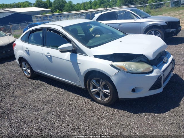 Salvage Ford Focus Image