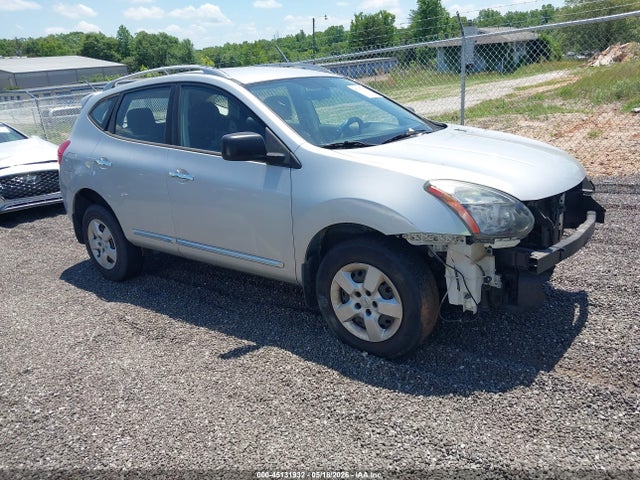 Salvage Nissan Rogue Image
