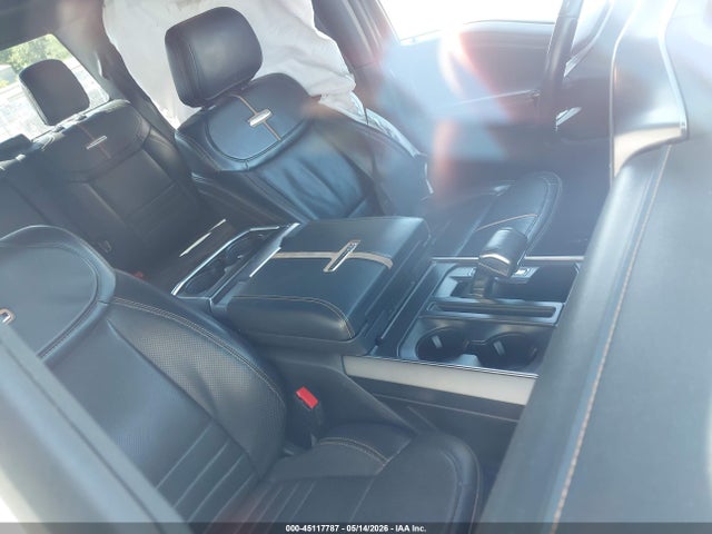 Ford F-150 Platinum