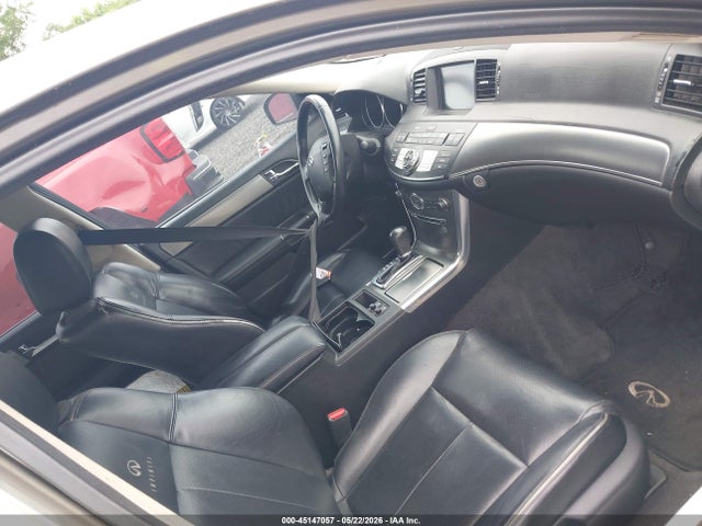 INFINITI M35 Sport