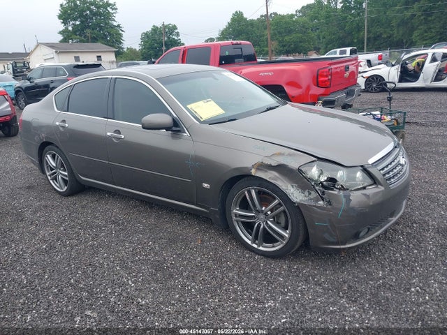 Salvage INFINITI M35 Image