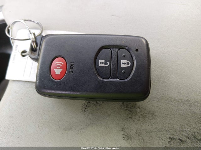 Toyota Prius Four