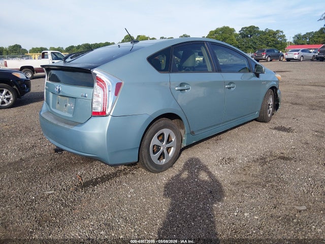 Toyota Prius Four