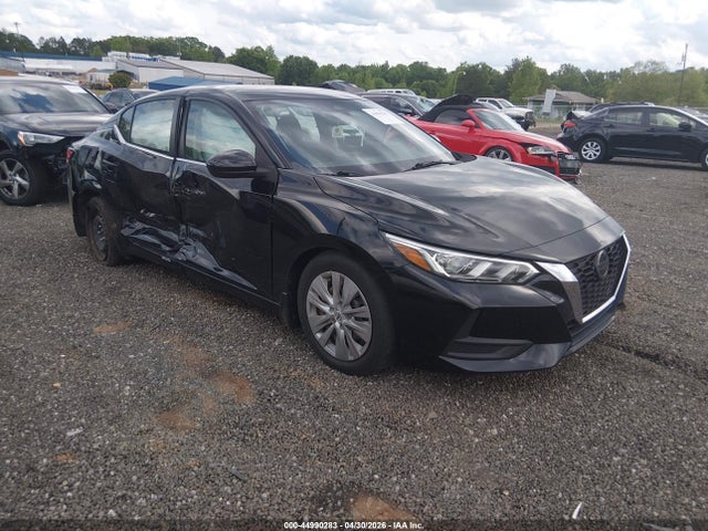 Salvage Nissan Sentra Image