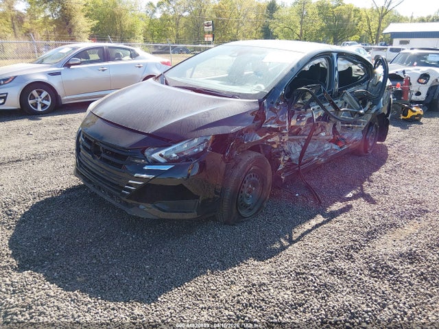 Nissan Versa 1.6 S
